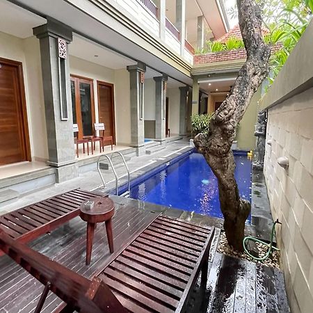 Singgah Hotel Seminyak Екстериор снимка