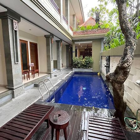 Singgah Hotel Seminyak Екстериор снимка