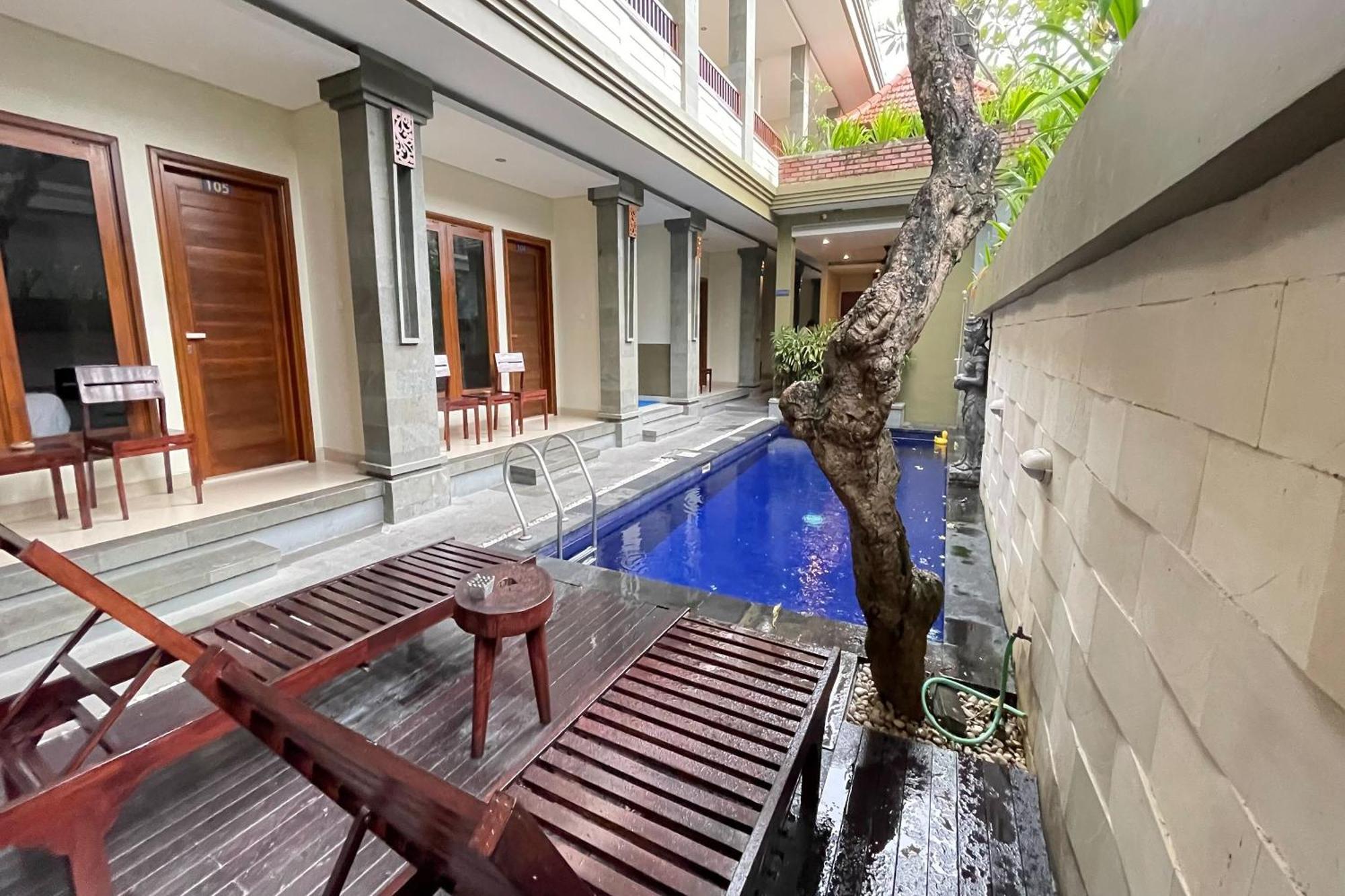 Singgah Hotel Seminyak Екстериор снимка